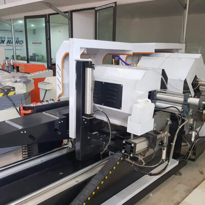 Máy cắt nhôm đa góc 09 model 2019